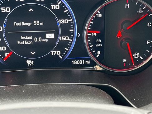 Used 2024 Chevrolet Blazer RS w/ Driver Confidence II Package image 28