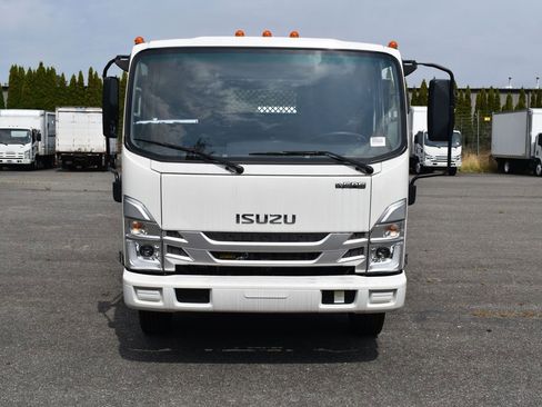 New 2024 Isuzu NPR image 8