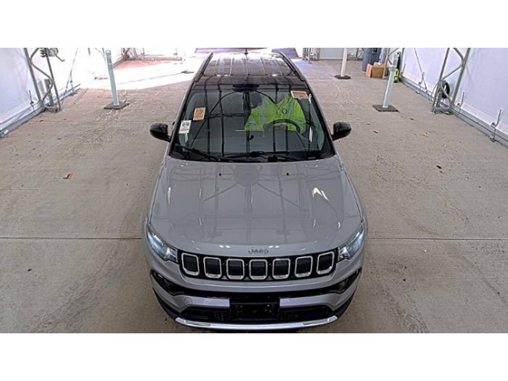 Used 2022 Jeep Compass Limited AWD/4WD image 2