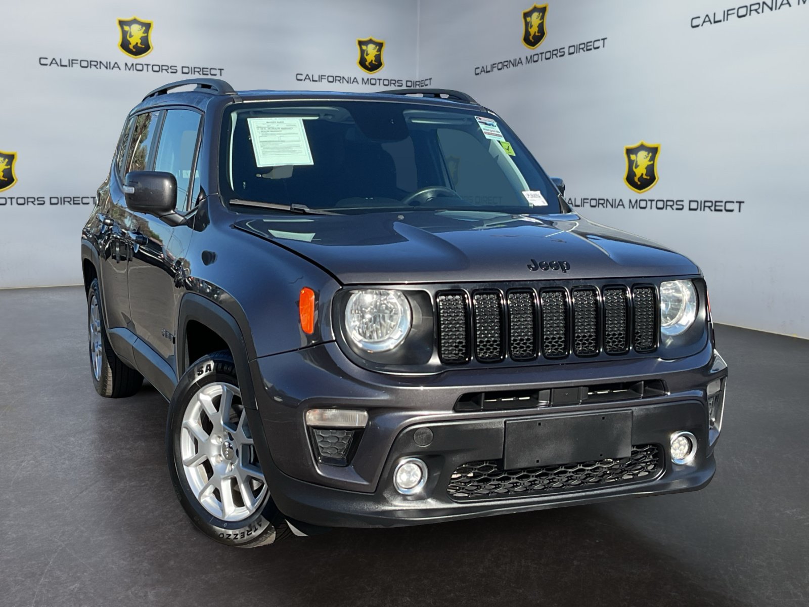 Used 2020 Jeep Renegade Altitude FWD image 3