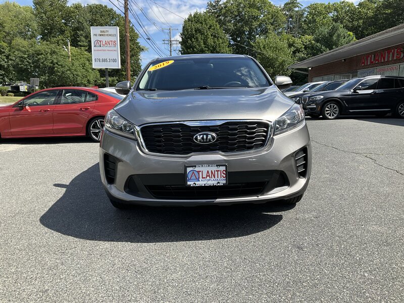 Used 2019 Kia Sorento AWD image 2