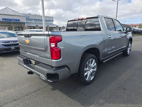 New 2026 Chevrolet Silverado 1500 High Country AWD/4WD image 3
