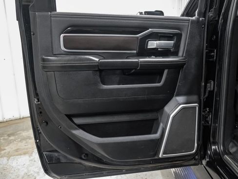 Used 2022 RAM 3500 Laramie AWD/4WD image 47