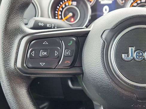 Used 2021 Jeep Wrangler Sport image 34