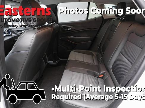 Used 2025 Chevrolet Trax LT FWD image 20