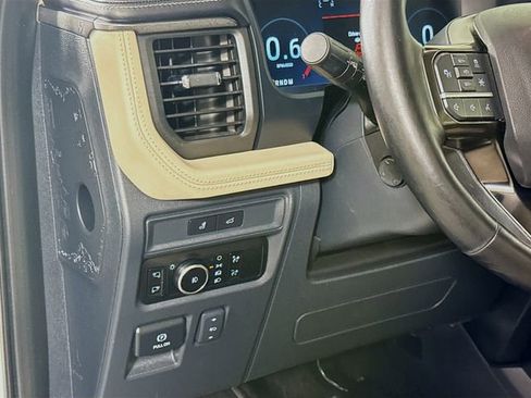 Used 2023 Ford Expedition Max Platinum image 10