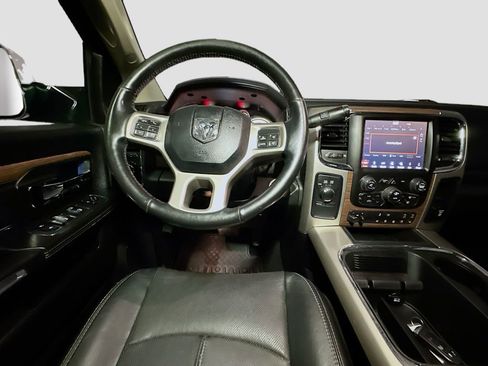 Used 2018 RAM 2500 Laramie w/ Convenience Group image 34