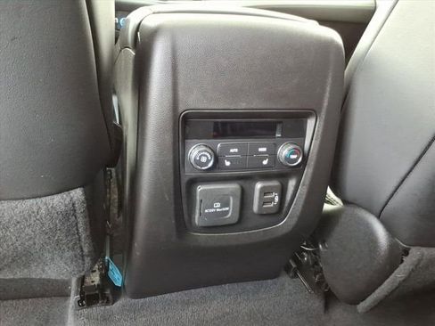 Used 2023 Buick Enclave Avenir w/ Trailering Package, 5000 lbs. AWD/4WD image 17