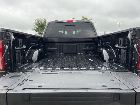 Used 2024 Ford F150 Lariat w/ Bed Utility Package AWD/4WD image 9