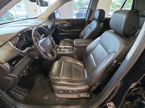 Used 2019 Chevrolet Traverse Premier w/ LPO, Cargo Package AWD/4WD image 20