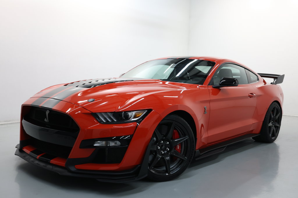 Used 2022 Ford Mustang Shelby GT500 w/ Carbon Fiber Track Pack RWD image 53