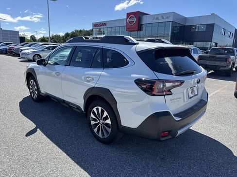 Certified 2024 Subaru Outback Touring AWD/4WD image 23