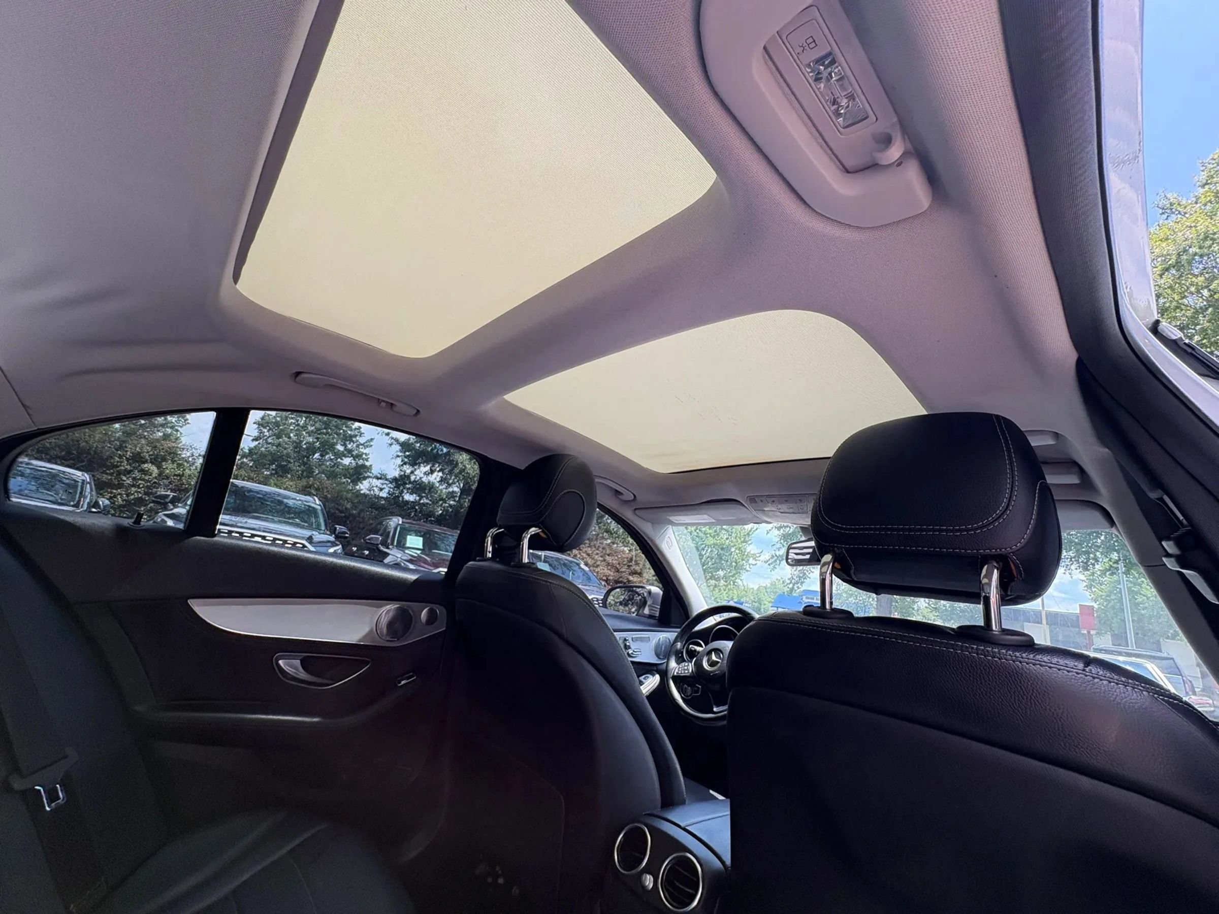 Used 2016 Mercedes-Benz C 300 4MATIC Sedan image 17