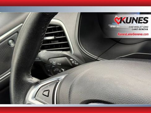 Used 2022 Ford Edge Titanium AWD/4WD image 47