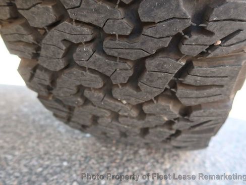 Used 2024 Tesla Cybertruck AWD Crew Cab image 66