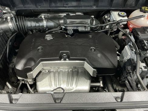 Used 2019 GMC Acadia SLE w/ LPO, Floor Liner Package image 27