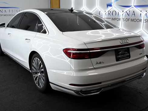 Used 2021 Audi A8 L 3.0T image 2