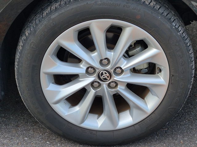 Used 2022 Toyota Corolla LE w/ LE Convenience Package FWD image 15