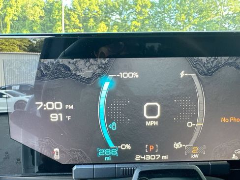 Used 2024 GMC Hummer EV 3X AWD/4WD image 21