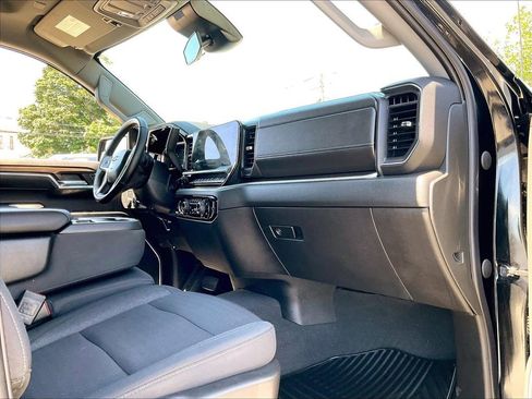 Used 2023 Chevrolet Silverado 1500 LT AWD/4WD image 14