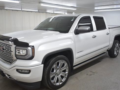 Used 2017 GMC Sierra 1500 Denali w/ Denali Ultimate Package image 4