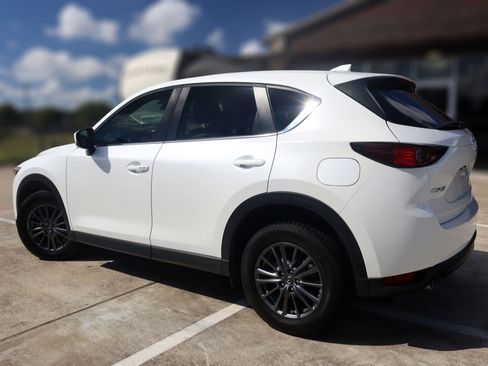 Used 2019 MAZDA CX-5 Touring image 2