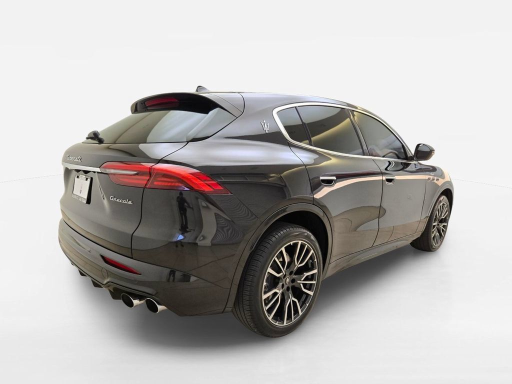 Certified 2023 Maserati Grecale GT AWD/4WD image 8