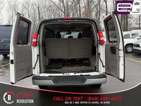 Used 2019 Chevrolet Express 3500 LT w/ LT Preferred Equipment Group image 6