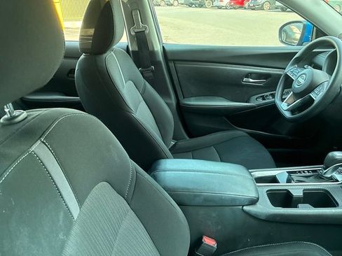 Used 2024 Nissan Sentra SV FWD image 21