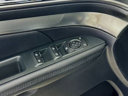 Certified 2019 Ford Explorer XLT w/ Equipment Group 202A image 18