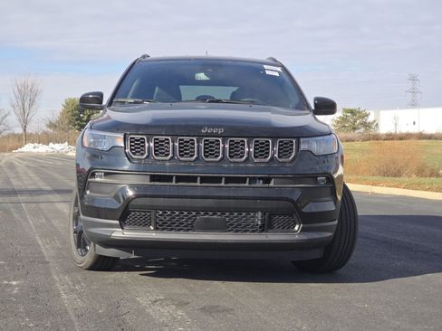 New 2026 Jeep Compass Latitude w/ Quick Order Package 29K AWD/4WD image 11