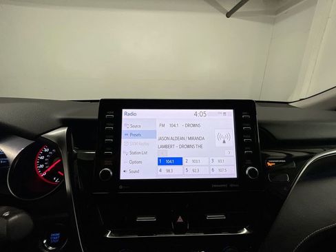 Used 2023 Toyota Camry XSE image 13