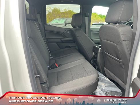 New 2026 GMC Canyon Elevation w/ Convenience Package image 16