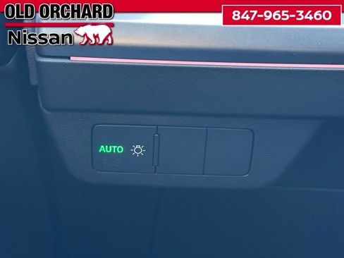 Used 2024 Audi Q4 e-tron Premium Plus w/ Premium Plus image 19