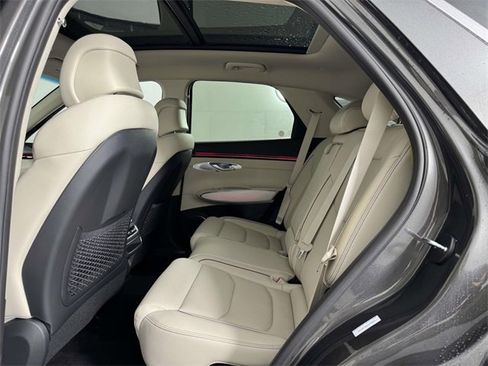 New 2026 Genesis GV70 2.5T Advanced image 34