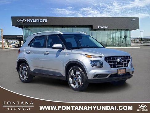 New 2026 Hyundai Venue SEL FWD image 1