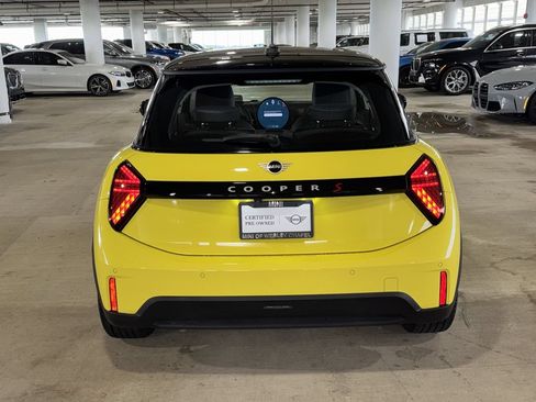 Used 2025 MINI Cooper S FWD image 6