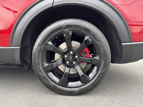 Used 2020 Ford Explorer ST w/ ST High-Performance Pack image 3