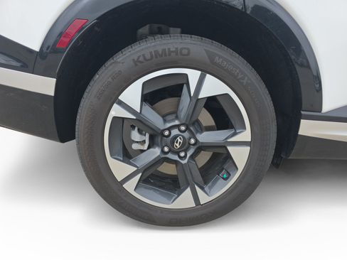 Certified 2026 Hyundai Palisade Limited AWD/4WD image 17