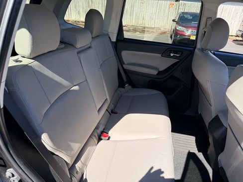 Used 2015 Subaru Forester 2.5i Limited AWD/4WD image 31