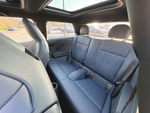 Used 2025 MINI Cooper 2-Door Hardtop image 25