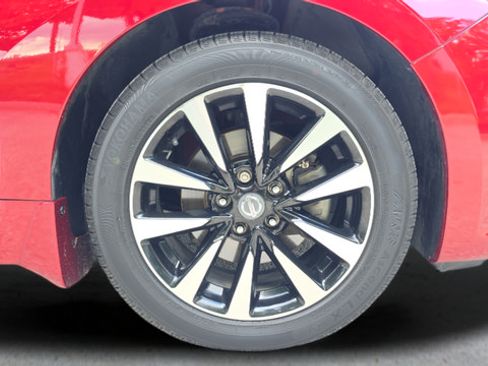 Used 2017 Nissan Altima 2.5 SV w/ Convenience Package FWD image 39