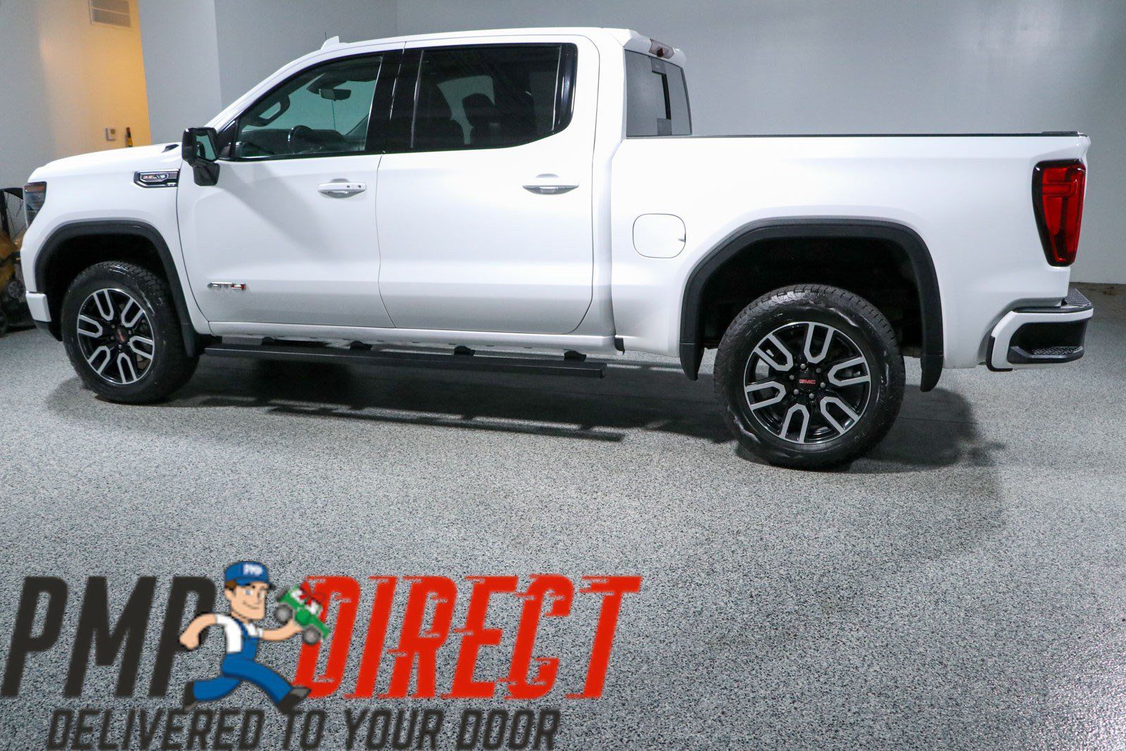 Used 2023 GMC Sierra 1500 AT4 w/ Technology Package AWD/4WD image 10