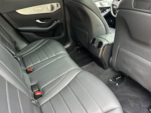 Used 2019 Mercedes-Benz GLC 300 4MATIC image 31