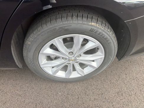 Used 2024 Chevrolet Malibu LT FWD image 11
