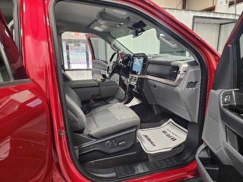 Used 2021 Ford F150 XLT w/ Equipment Group 302A High image 13