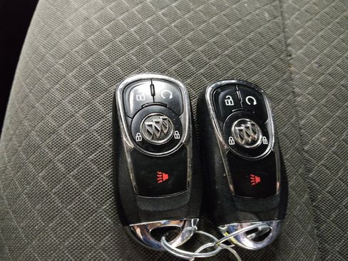 Used 2019 Buick Encore Preferred FWD image 32
