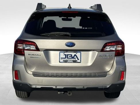 Used 2017 Subaru Outback 2.5i Limited image 26