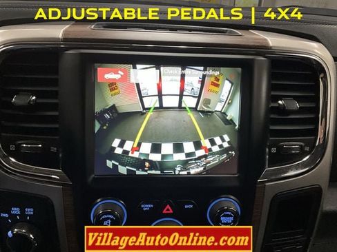 Used 2018 RAM 3500 Laramie AWD/4WD image 17