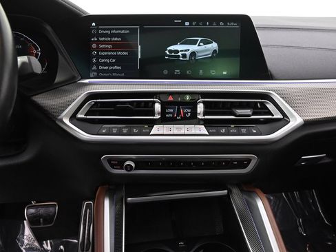 Used 2022 BMW X6 xDrive40i w/ M Sport Package AWD/4WD image 30